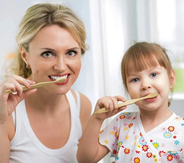 How long to eat after brushing teeth