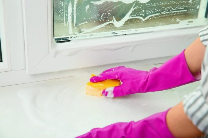 How to store window clings