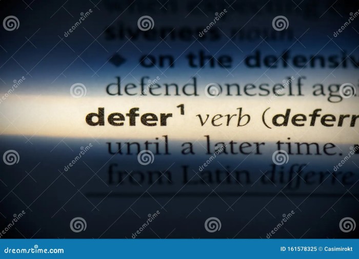 What is defer means in car insurance