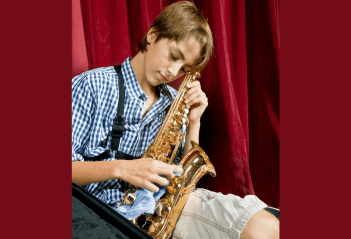 How to polish a saxophone