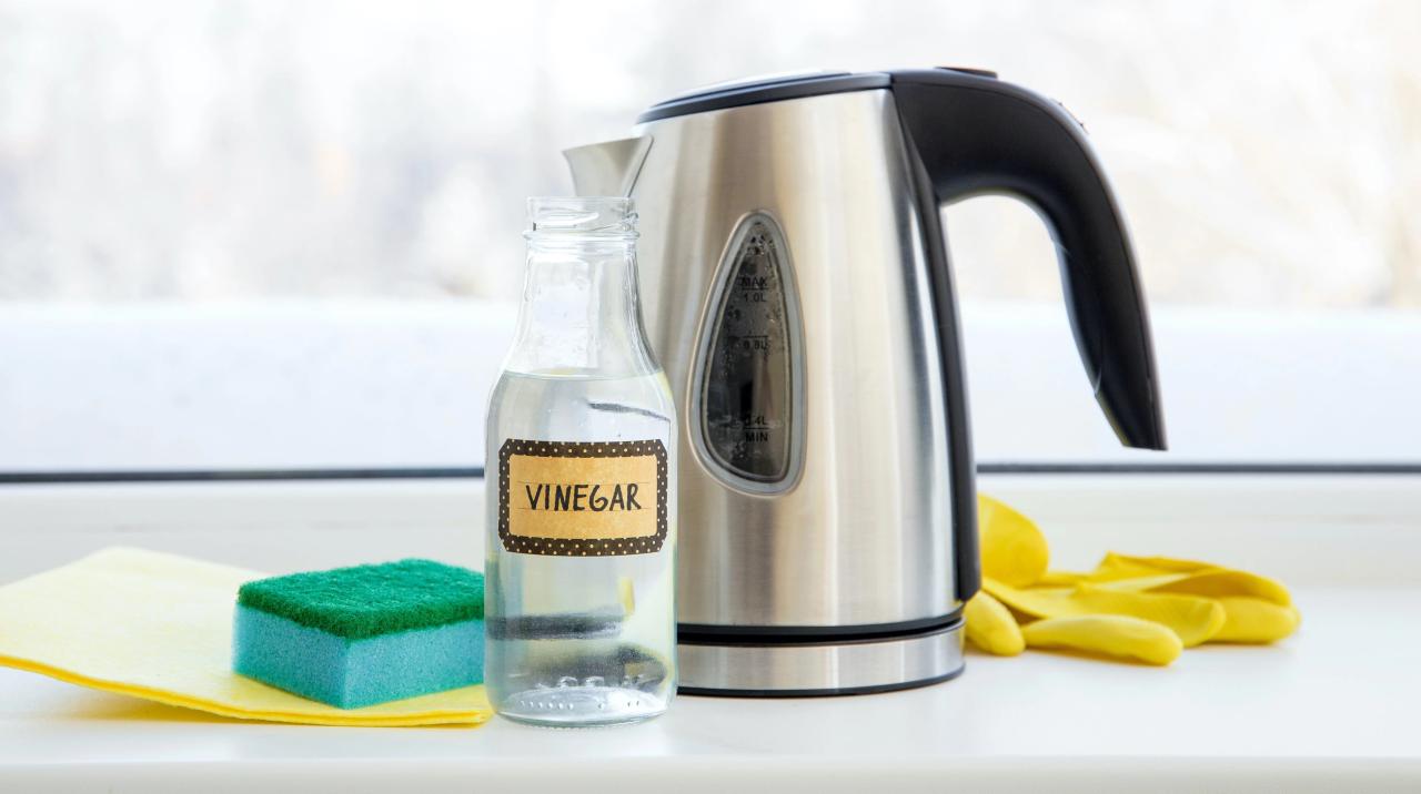 How to clean silicone bongs