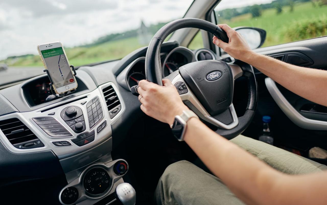 How can you find out if someone has car insurance